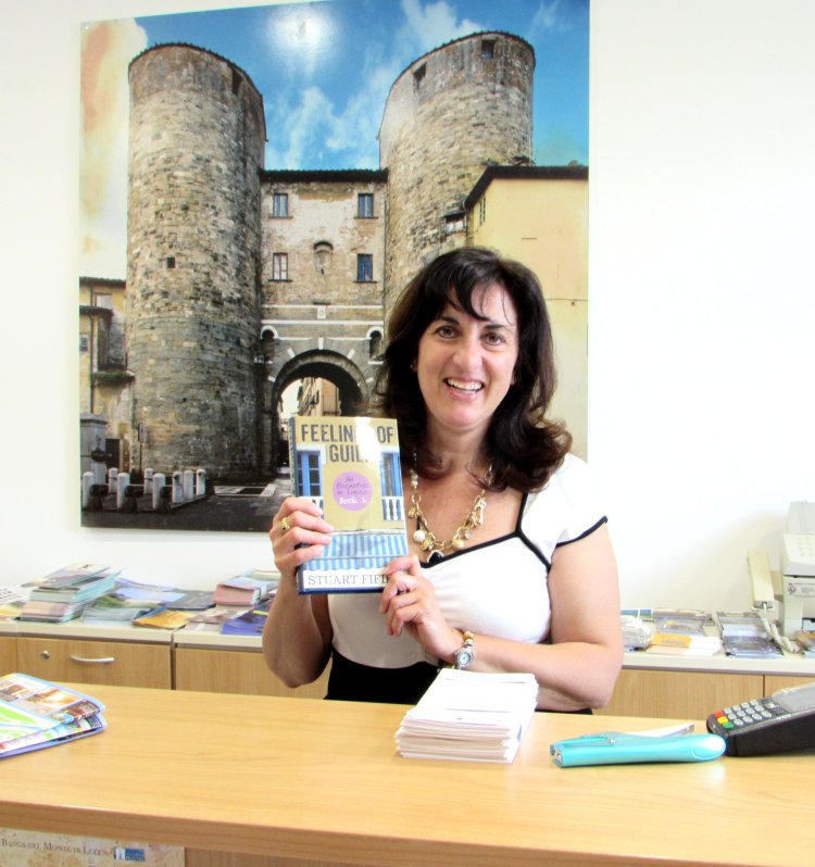 Roberta in the Tuorist Information office in Lucca.